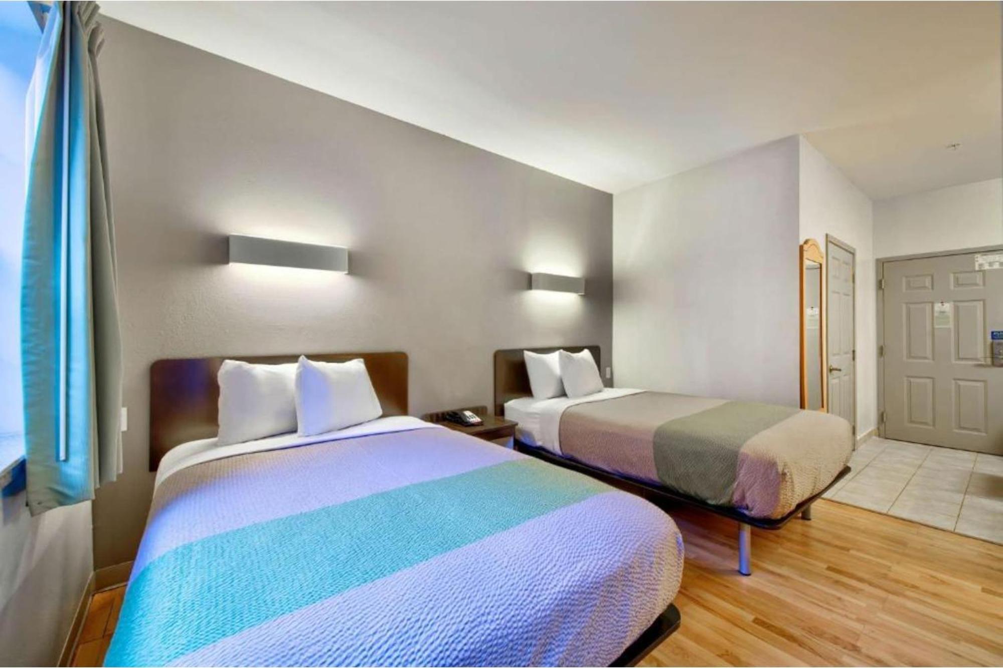 Oyo Townhouse Beaumont Medical Center Area Hotel Екстериор снимка